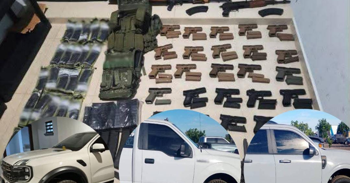 Incautación de armas y drogas en operativo policial en Culiacán, Sinaloa.