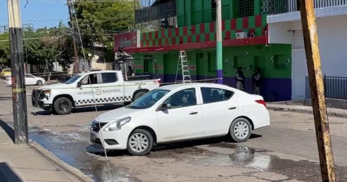 Vehículo de la Guardia Nacional en Culiacán después de un tiroteo