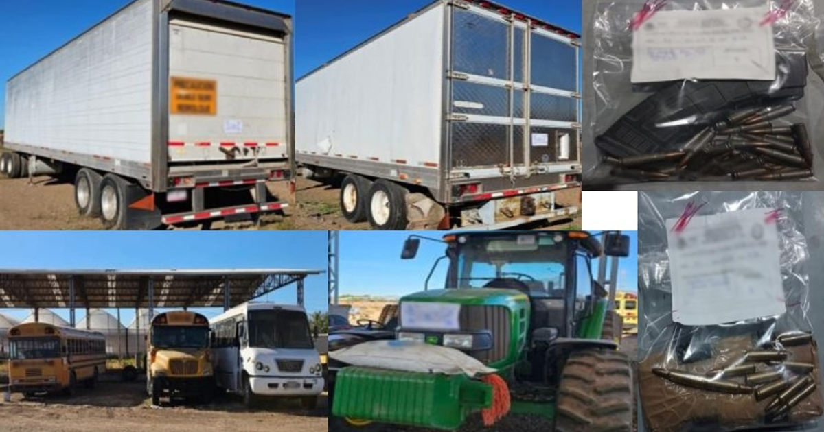Tráileres, autobuses y un tractor agrícola bajo un techo en un operativo de seguridad en Culiacán.