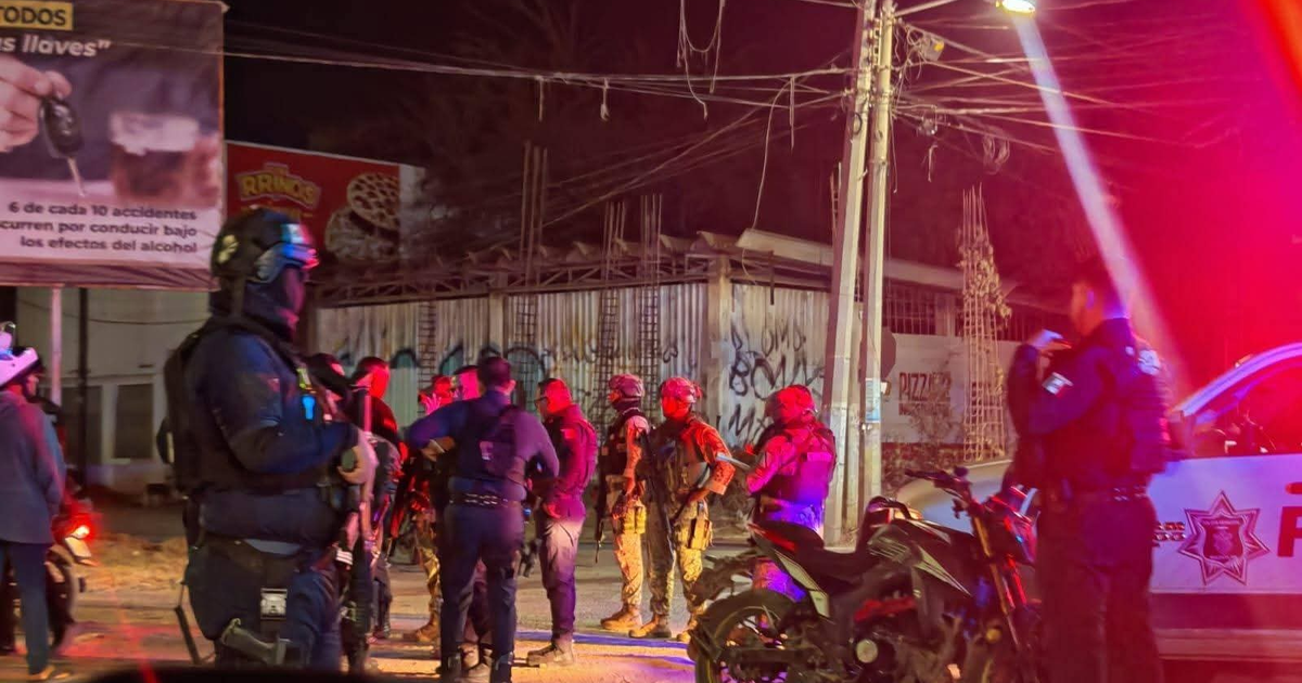 Operativo nocturno de policía en Mazatlán tras reporte de disparos y posible retención de una persona