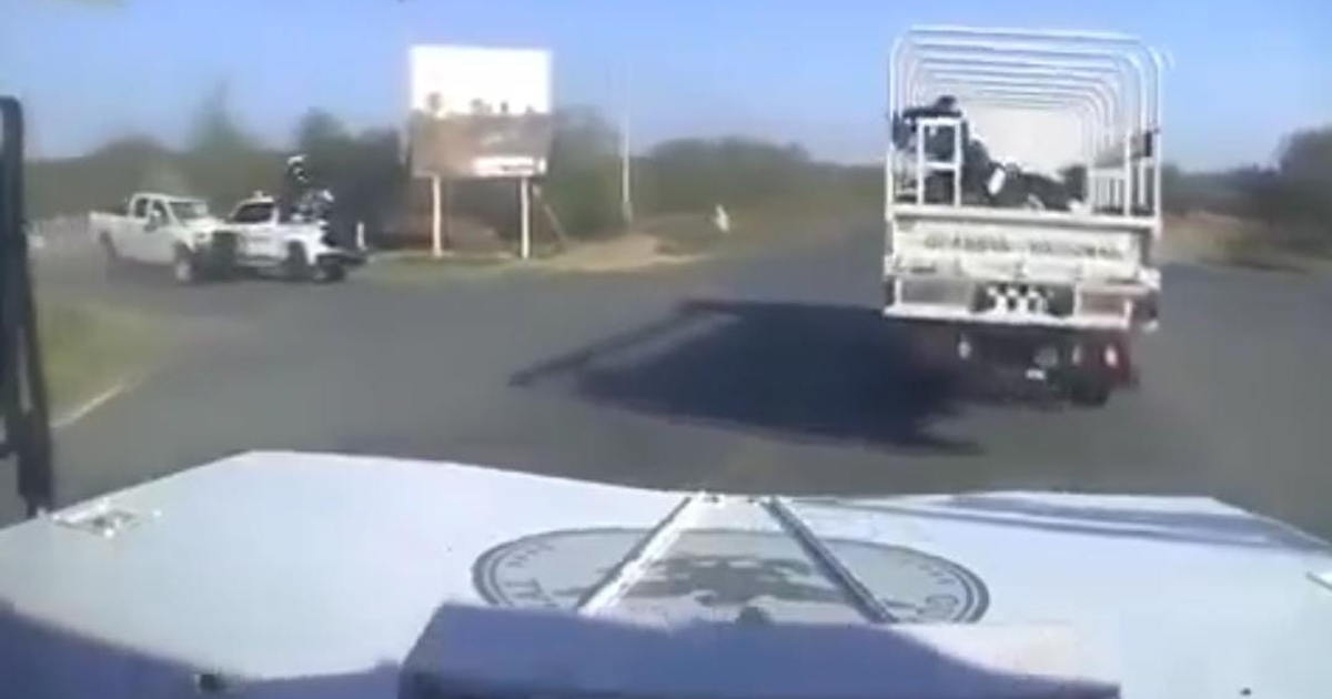 Vista desde un vehículo durante un incidente en Camargo, Tamaulipas.