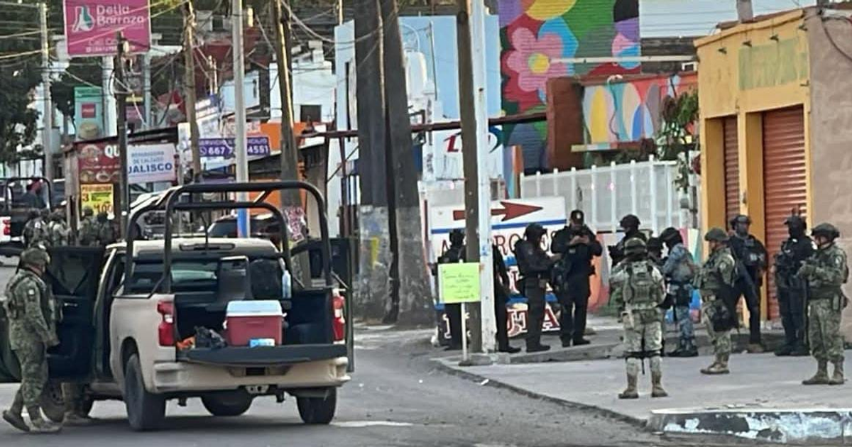 Militares en operativo urbano en Culiacán tras enfrentamiento armado