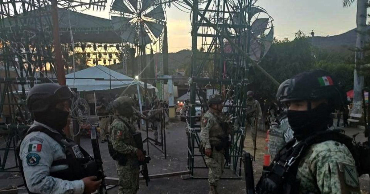 Fuerzas de seguridad en operativo durante las fiestas patronales en Michoacán