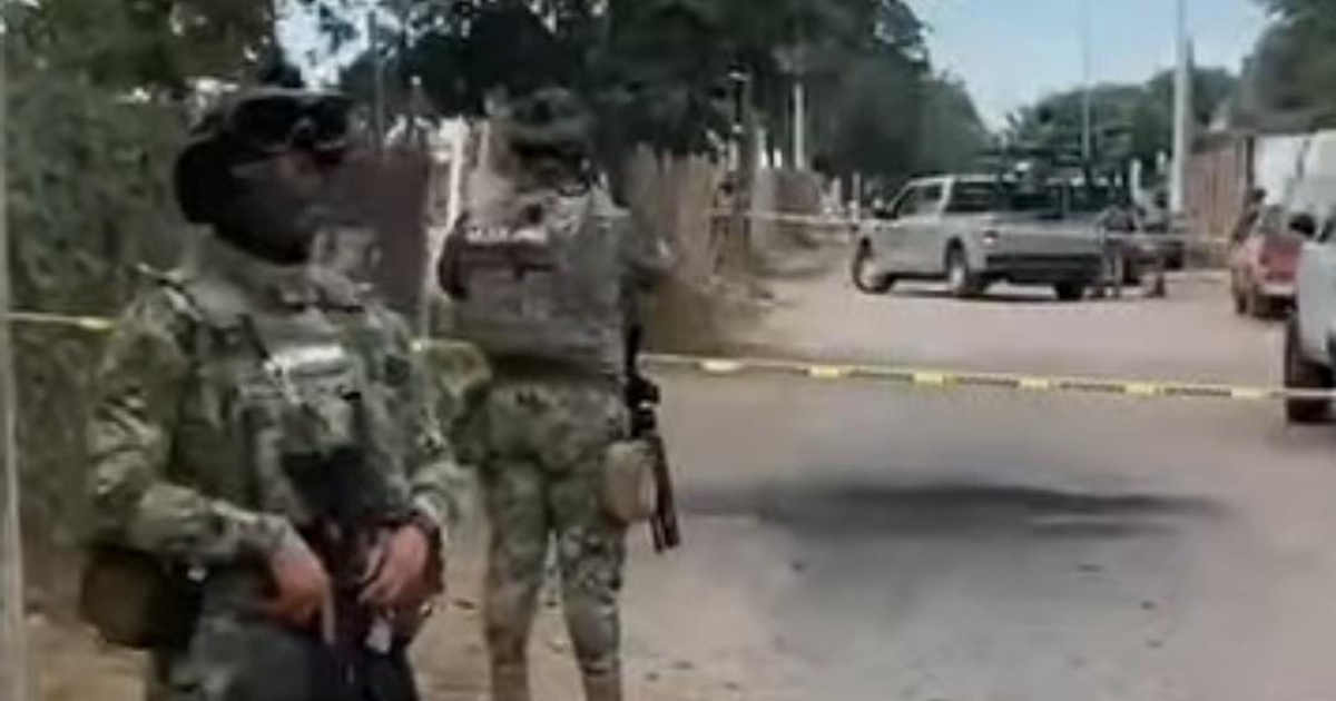 Militares aseguran el lugar del asesinato de Mirna Karime en Culiacán